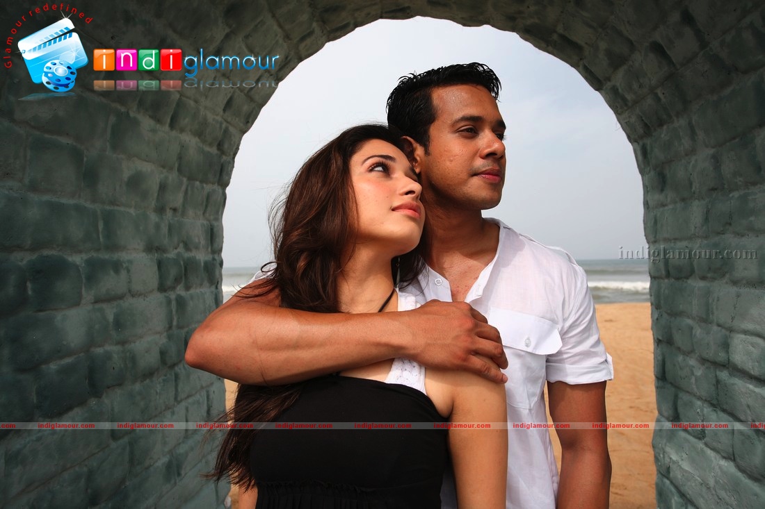 Kanden Kadhalai Movie hd photo